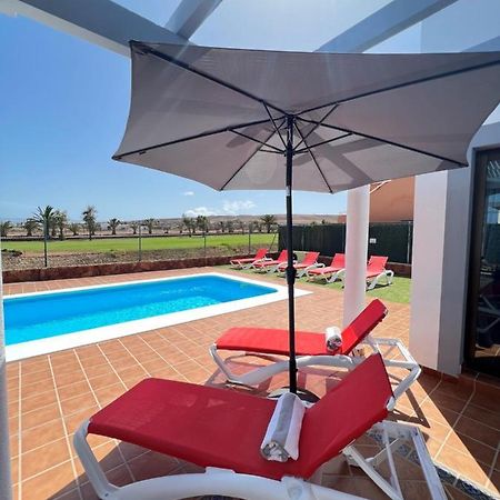 Villa Eva - New To The Market, Fully Refurbished Licensed Villa - Private Pool Caleta De Fuste Eksteriør bilde