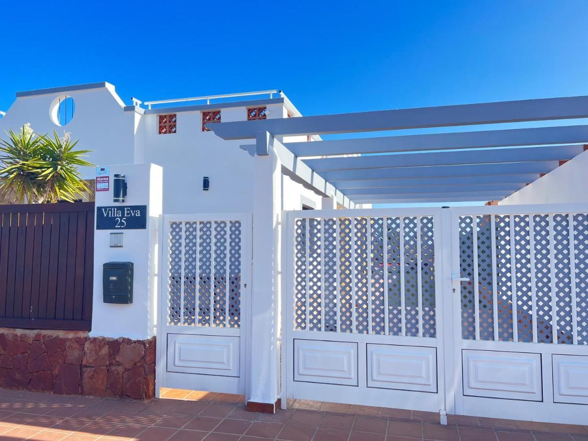 Villa Eva - New To The Market, Fully Refurbished Licensed Villa - Private Pool Caleta De Fuste Eksteriør bilde