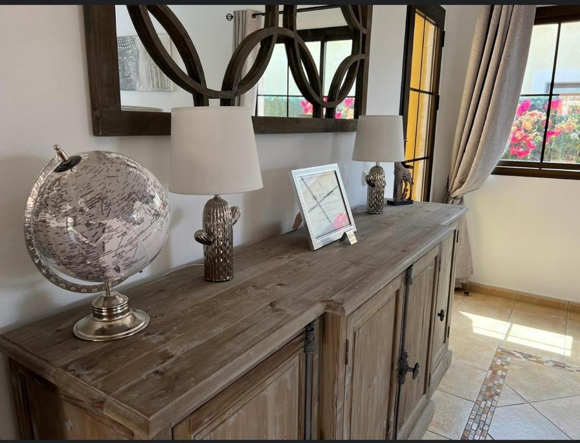 Villa Eva - New To The Market, Fully Refurbished Licensed Villa - Private Pool Caleta De Fuste Eksteriør bilde