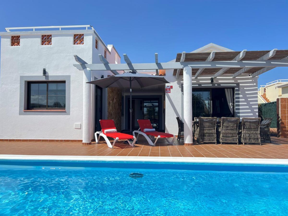 Villa Eva - New To The Market, Fully Refurbished Licensed Villa - Private Pool Caleta De Fuste Eksteriør bilde